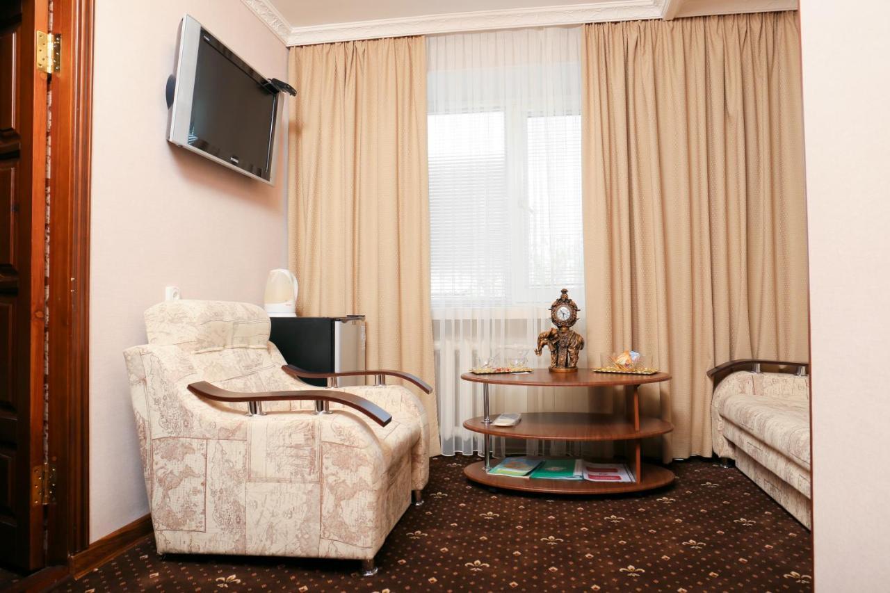 Green City Hotel Nikolayev Exterior foto